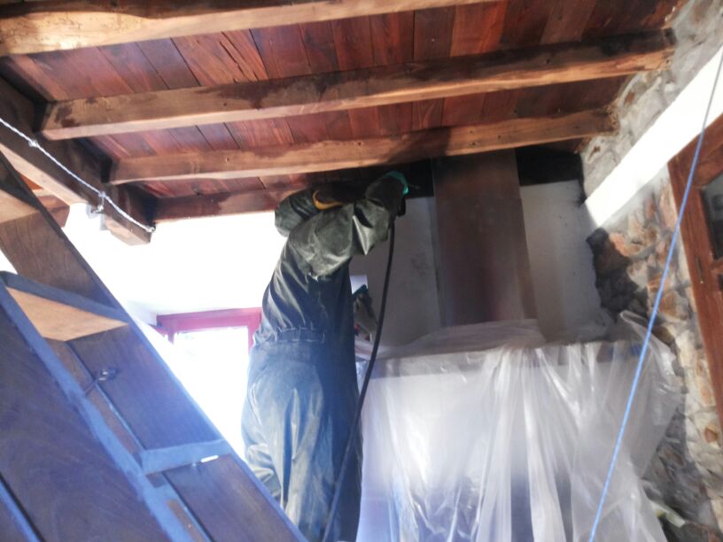 Inyección Insecticida en madera para Carcoma